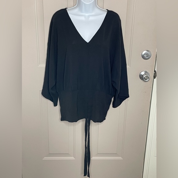 Perfectly Priscilla L dolman sleeve Black Blouse with Ruching - Picture 4 of 8